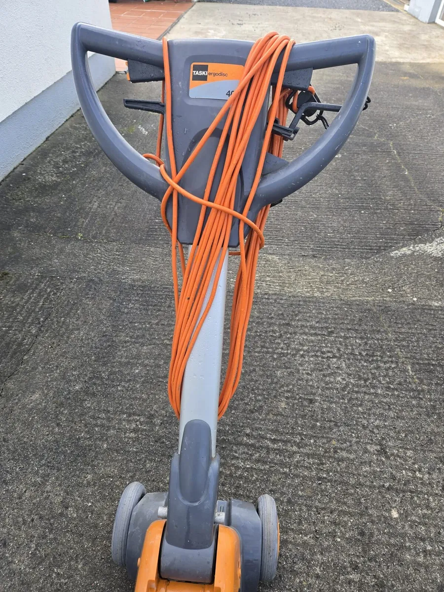 Taski, industrial floor scrubber/ floor polisher s - Image 4