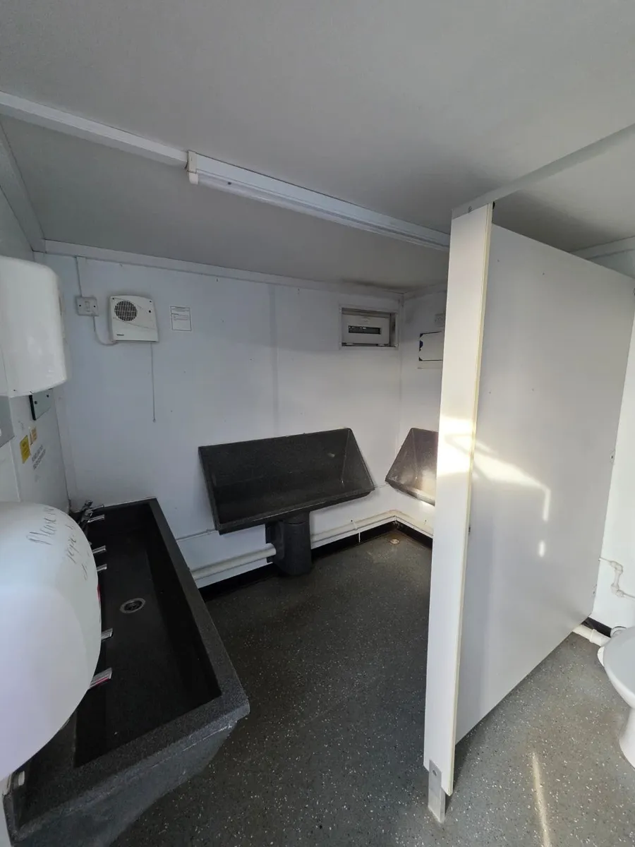 Antivandal toilet cabin - Image 3