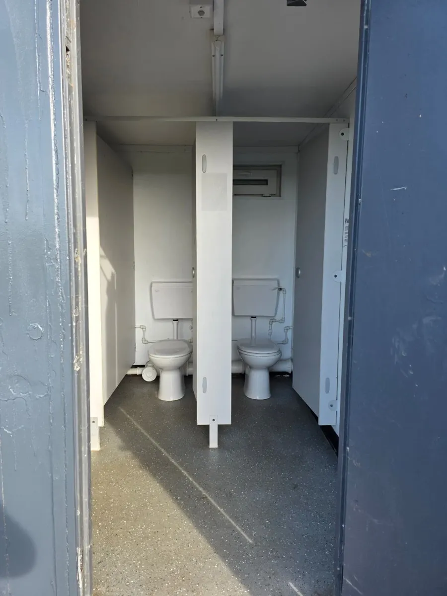 Antivandal toilet cabin - Image 4