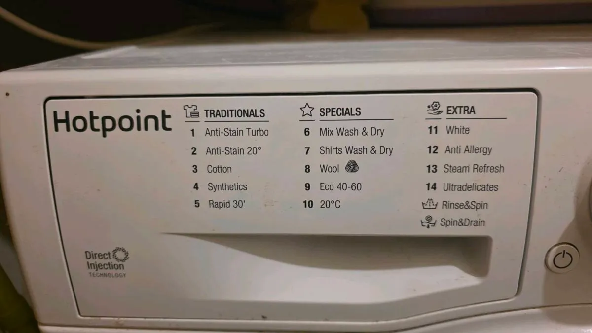 Hotpoint washing machine and dryer - Image 2