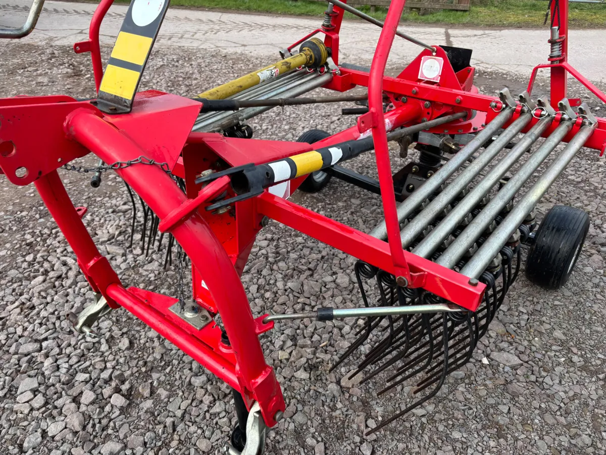 Fella single rotor rake - Image 2