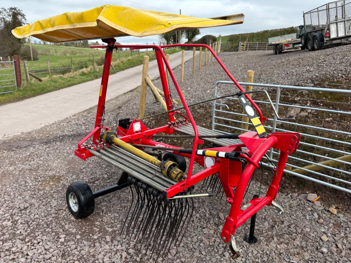 Fella single rotor rake - Image 1