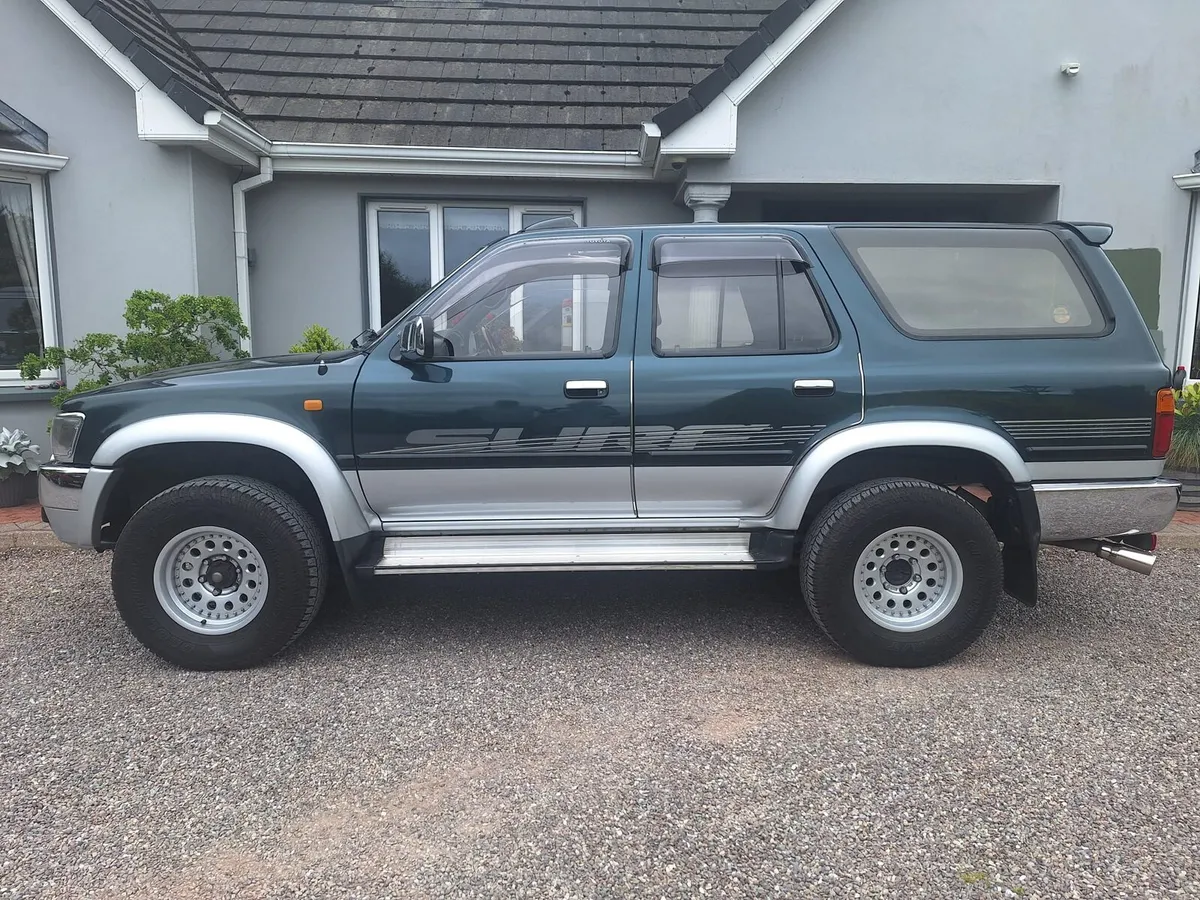TOYOTA HILUX SURF - Image 3