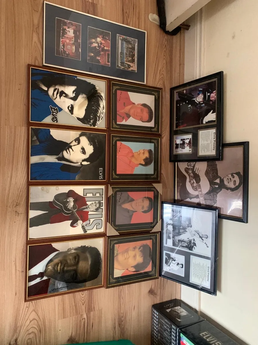 Set of 12 x Framed Elvis Presley Pictures - Image 2