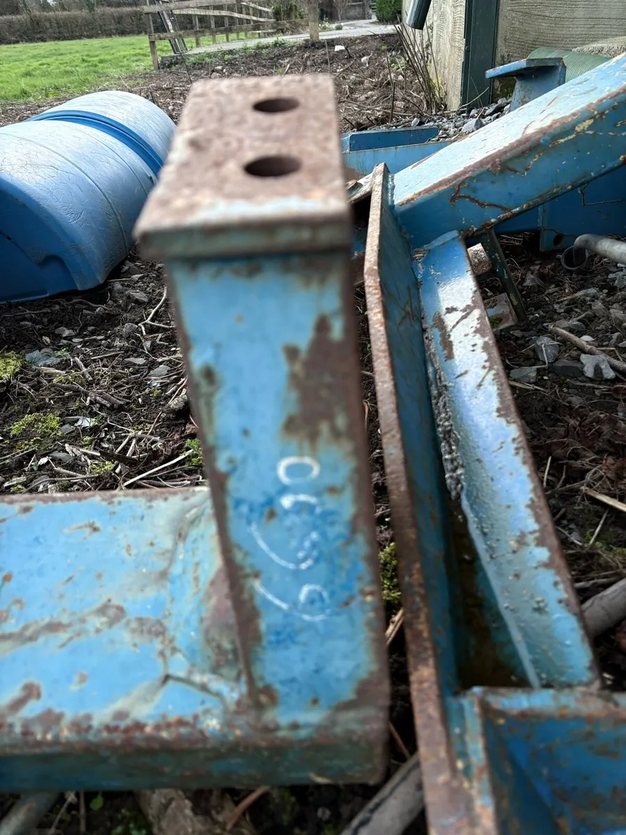 Tanco Loader brackets. Ford - Image 4