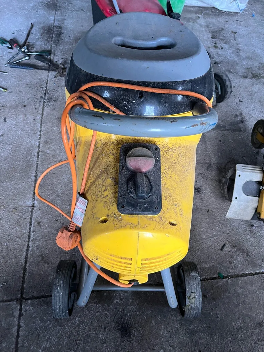 woodchipper - Image 2