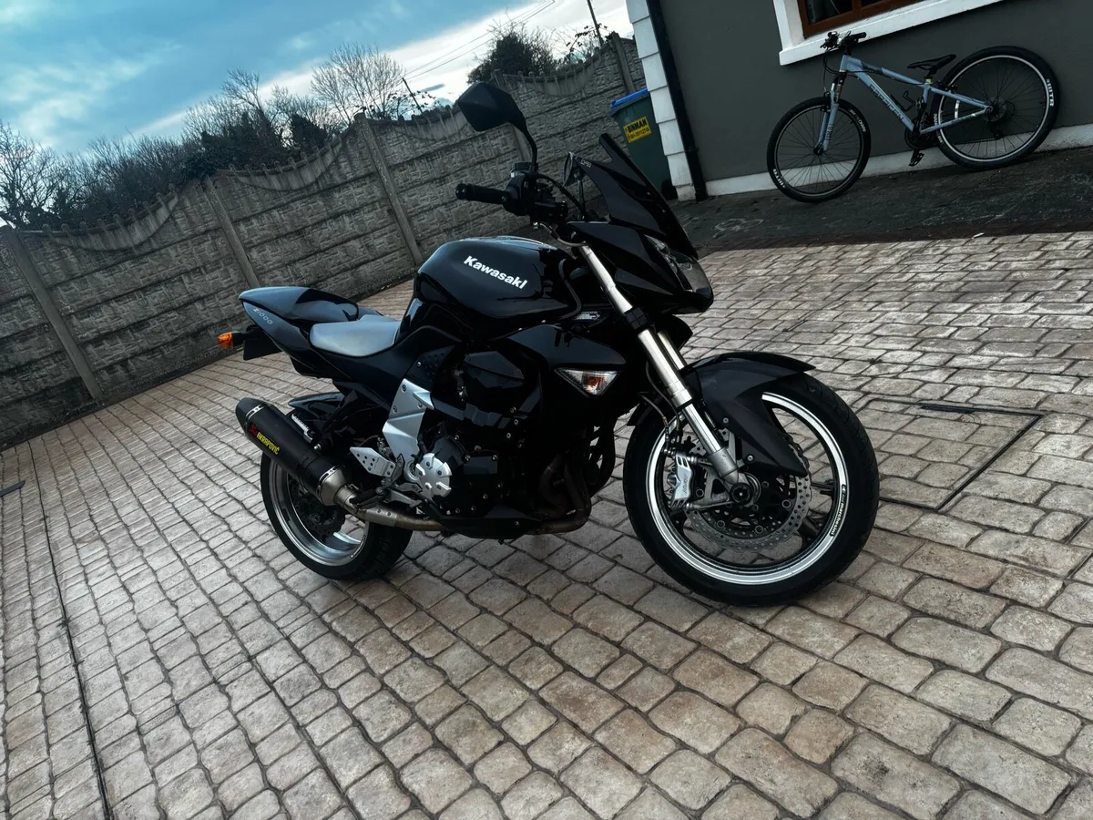 07 Kawasaki Z1000 - Image 1