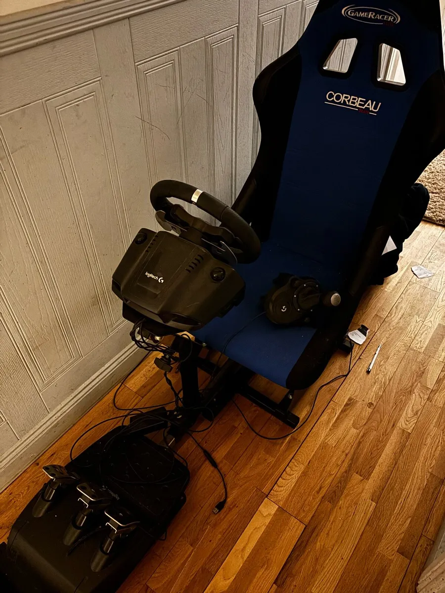 Racing Sim Rig Wheel/Pedal/Shifter barely used! - Image 2