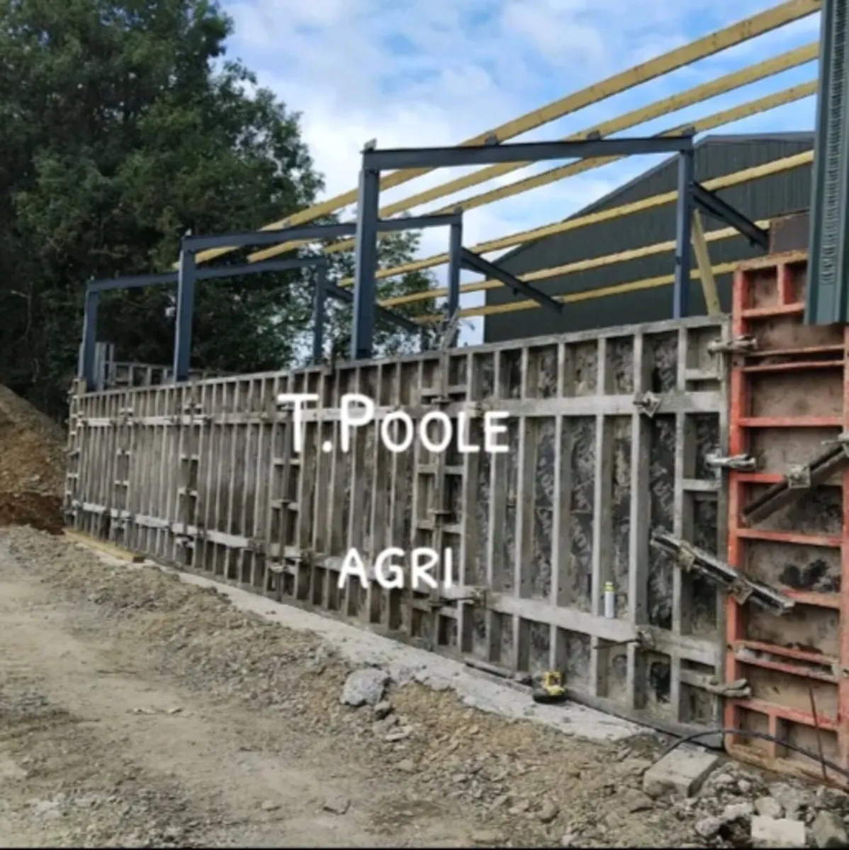 Shed erecting and shuttering - Image 1