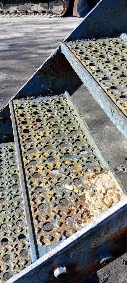 Old cast iron stairs - Image 2