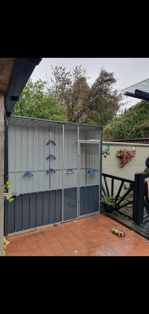 Bird aviary / pigeon loft - Image 2