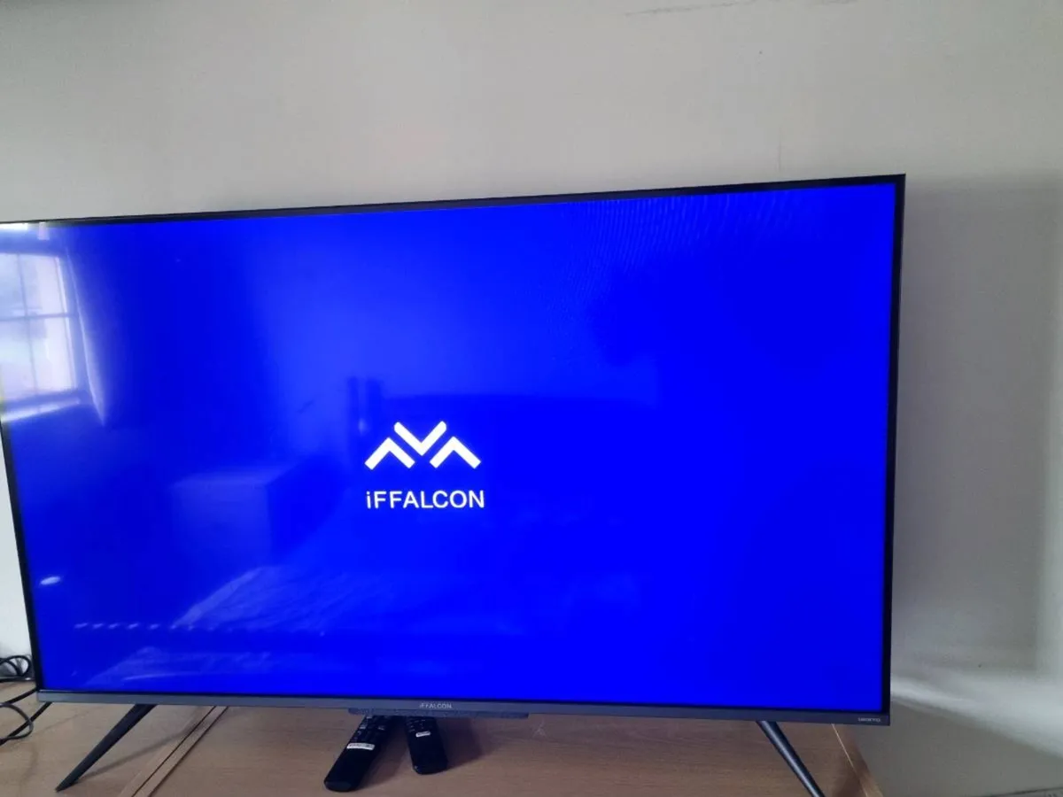 iFFalcon 43" QLED 4K TV - Image 1