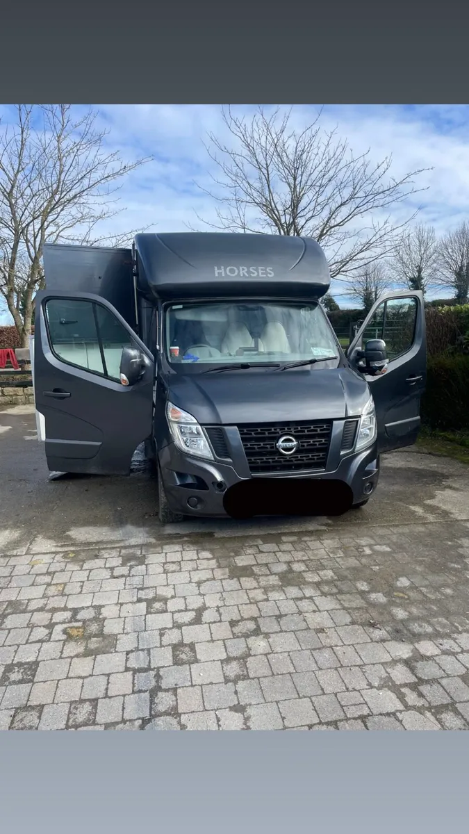 Two horse van - Image 1