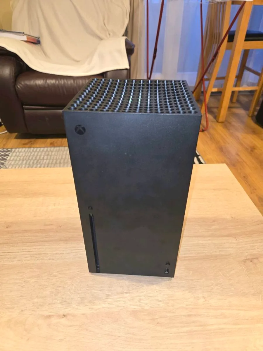 Xbox Series X full Package - Image 1