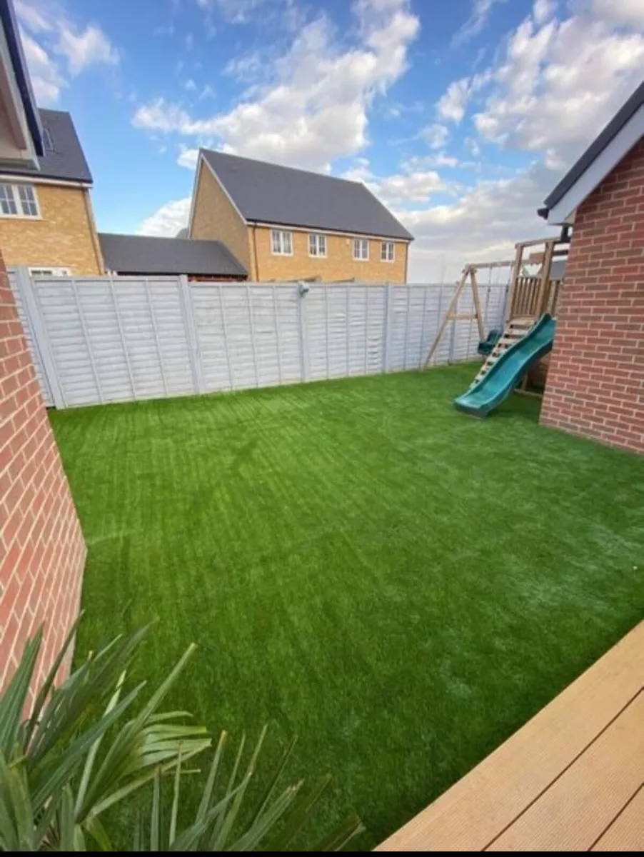 Fake grass sale now on - Image 4