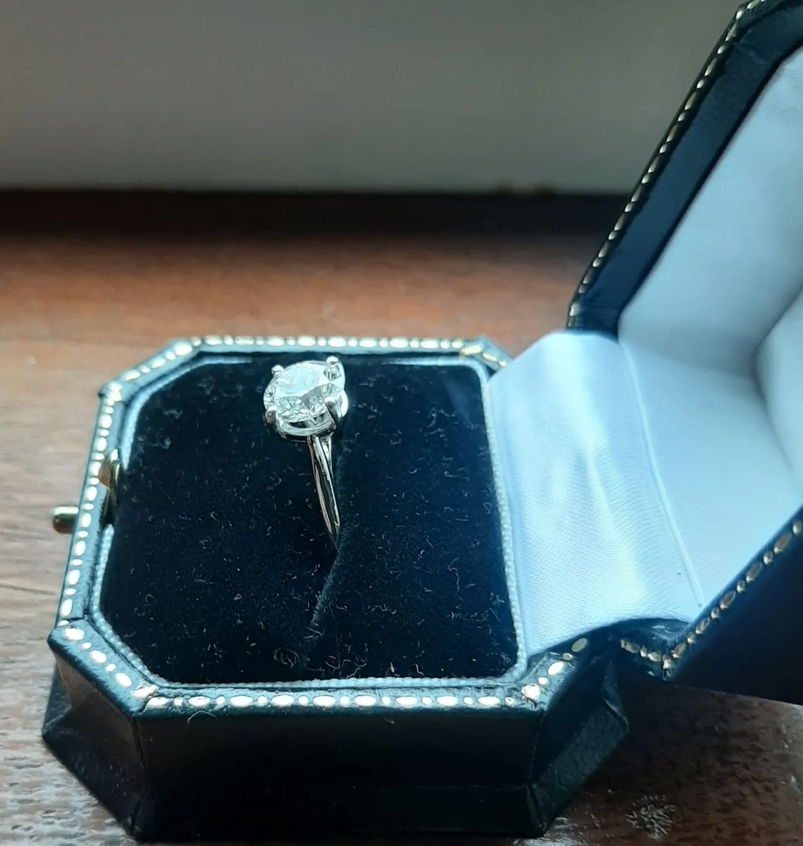 Diamond ring - Image 2