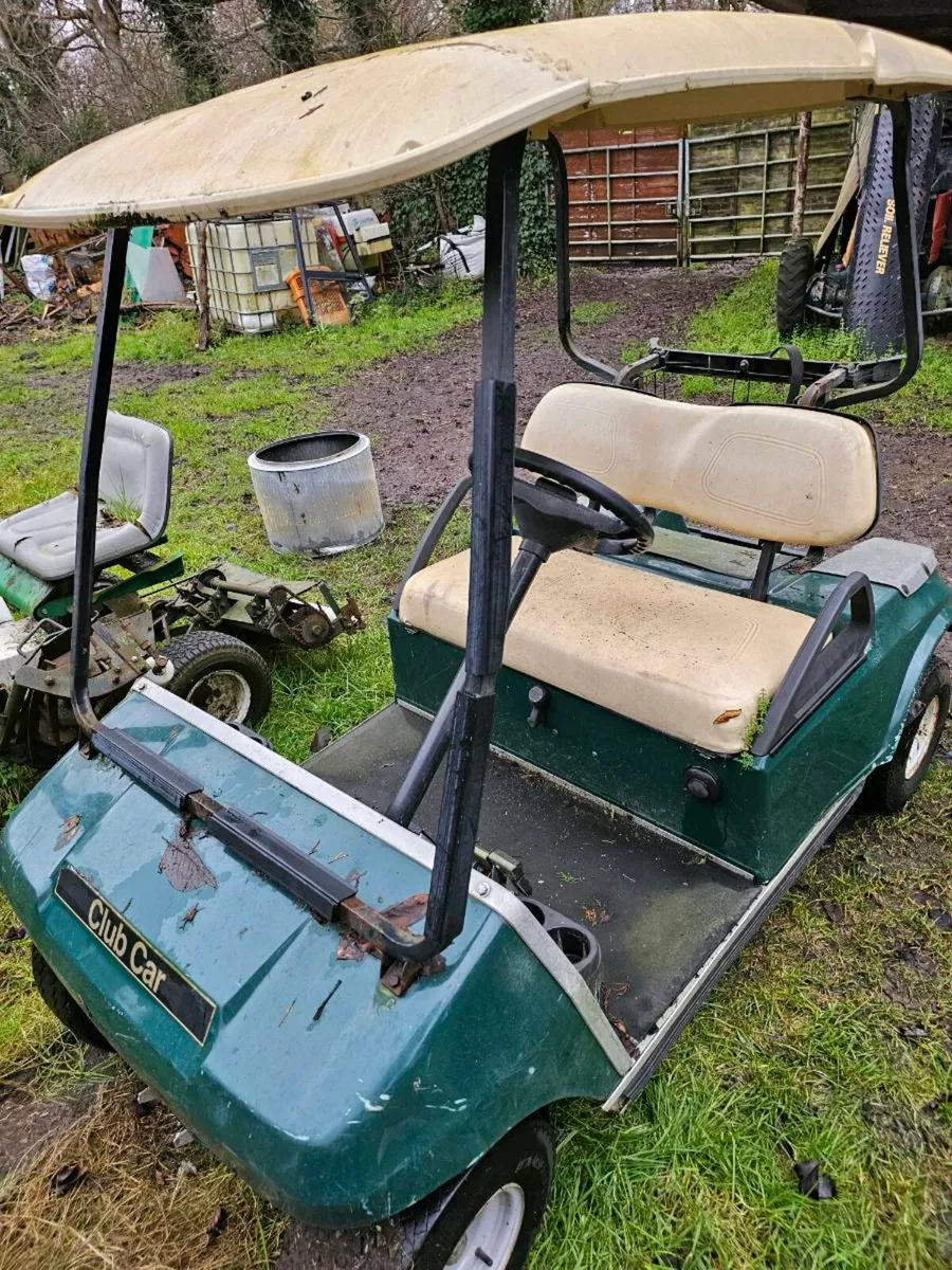 Ezgo Club Car golf buggys - Image 1