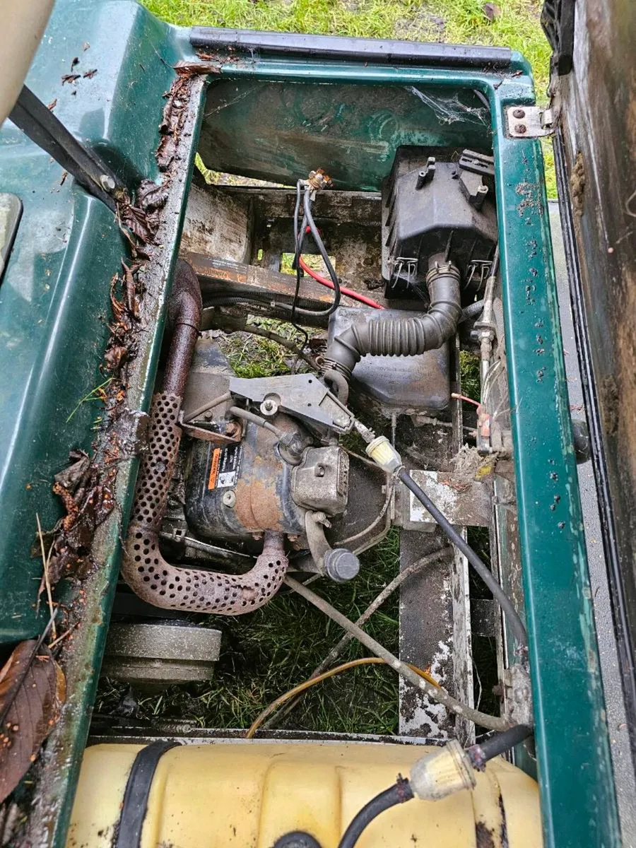 Ezgo Club Car golf buggys - Image 4