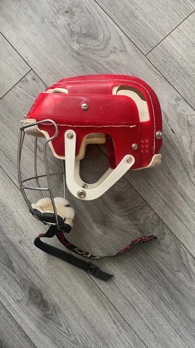 Oldstyle Gola Replica Helmet - Image 3