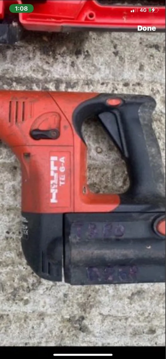 Hilti hammer drill  needs new battery - Image 1