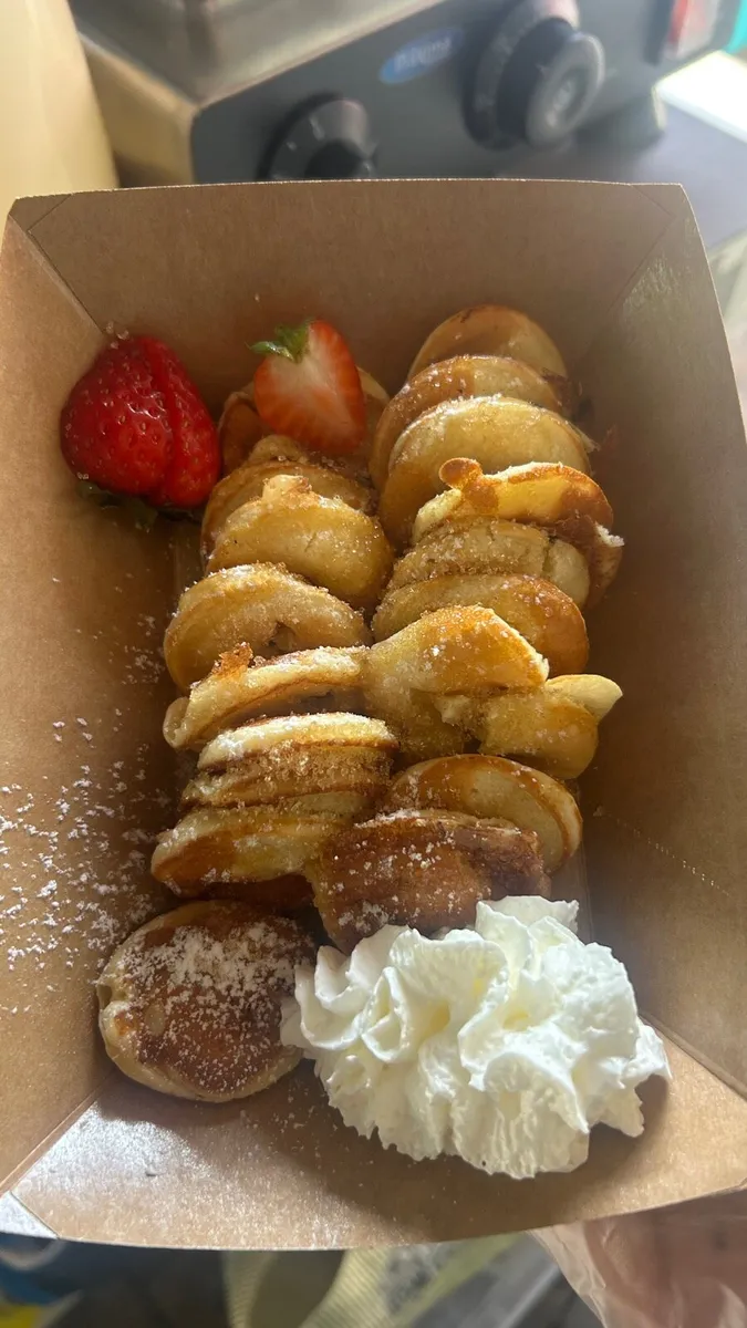 Mini pancakes bar hire for events - Image 3