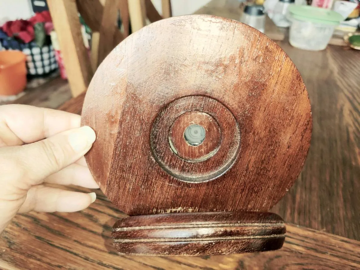 VINTAGE MATURED OAK WOOD, 5"Tall Round Clock ! - Image 3