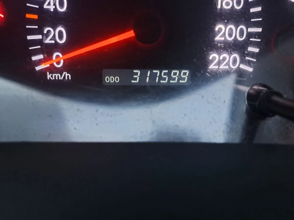 2005 Toyota Corolla 1.4 – Project/Spares or Repair - Image 4