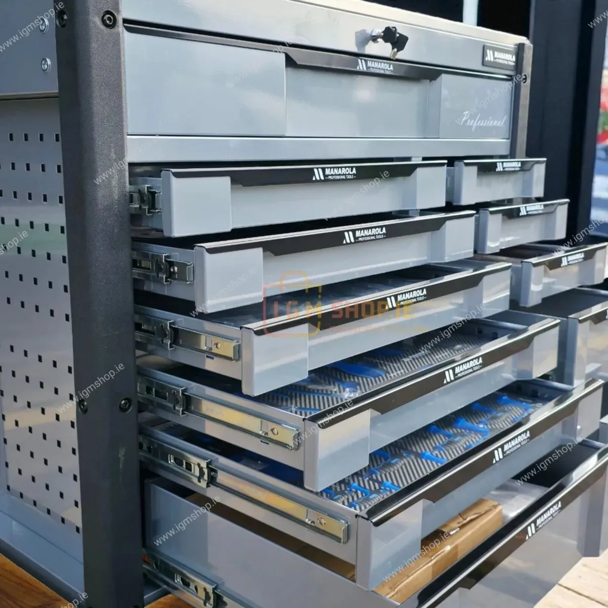 Tool box chest drawers with tools brand new - Image 4