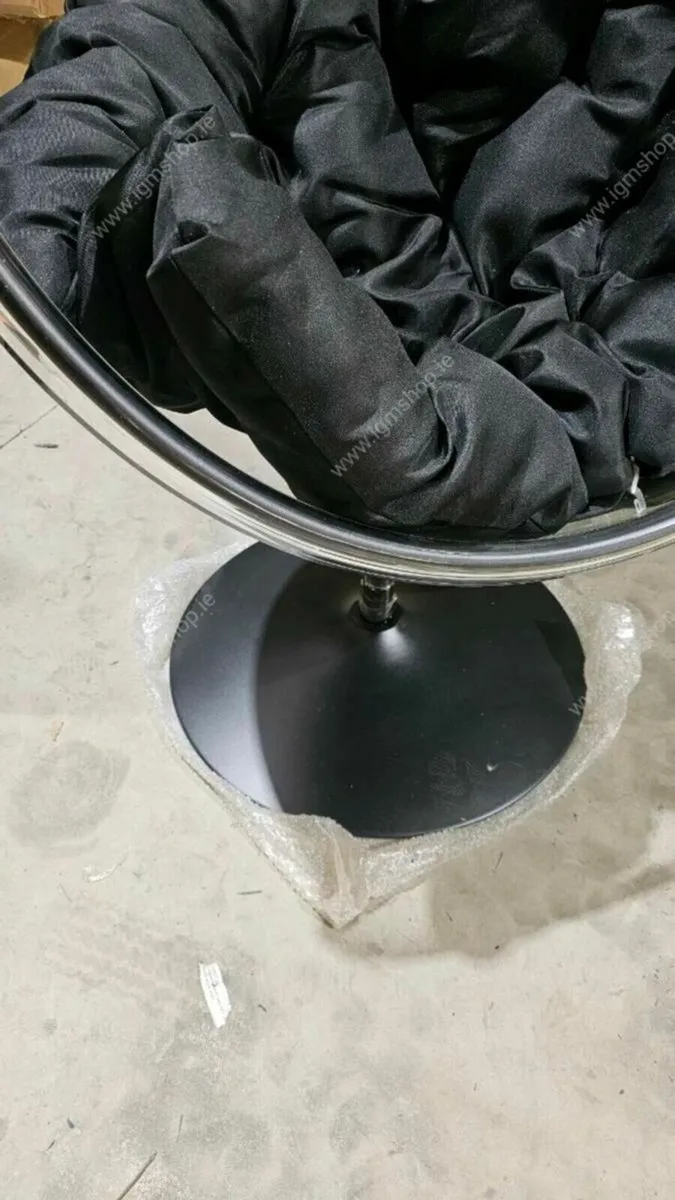 Swing chair Acrylic with cushion - Image 4