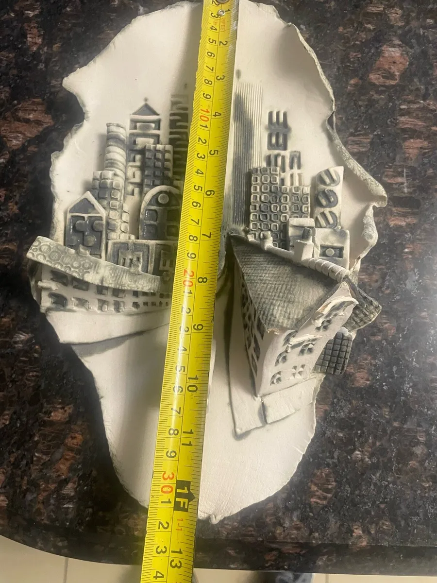 Bizarro ceramics - Image 2