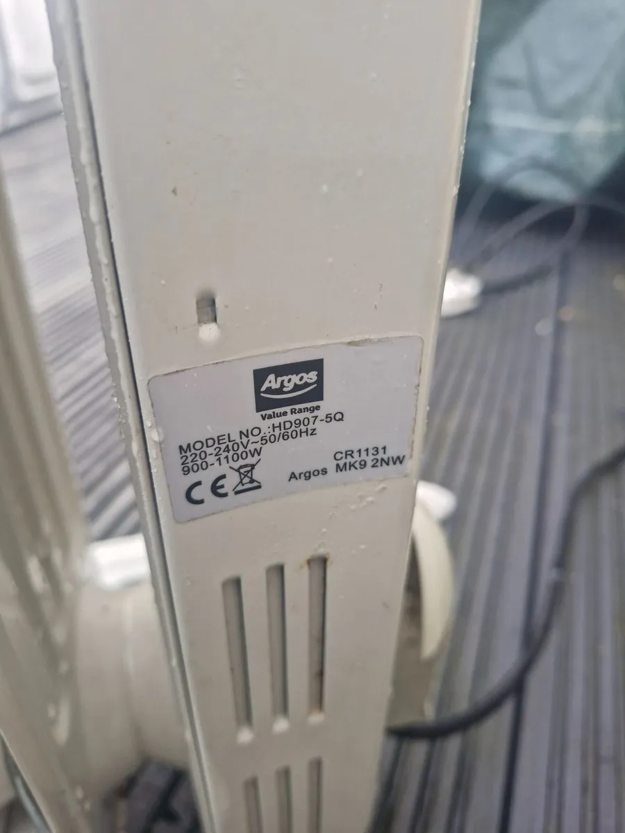 Argos Value Range oil-filled radiator (Model: HD90 - Image 3