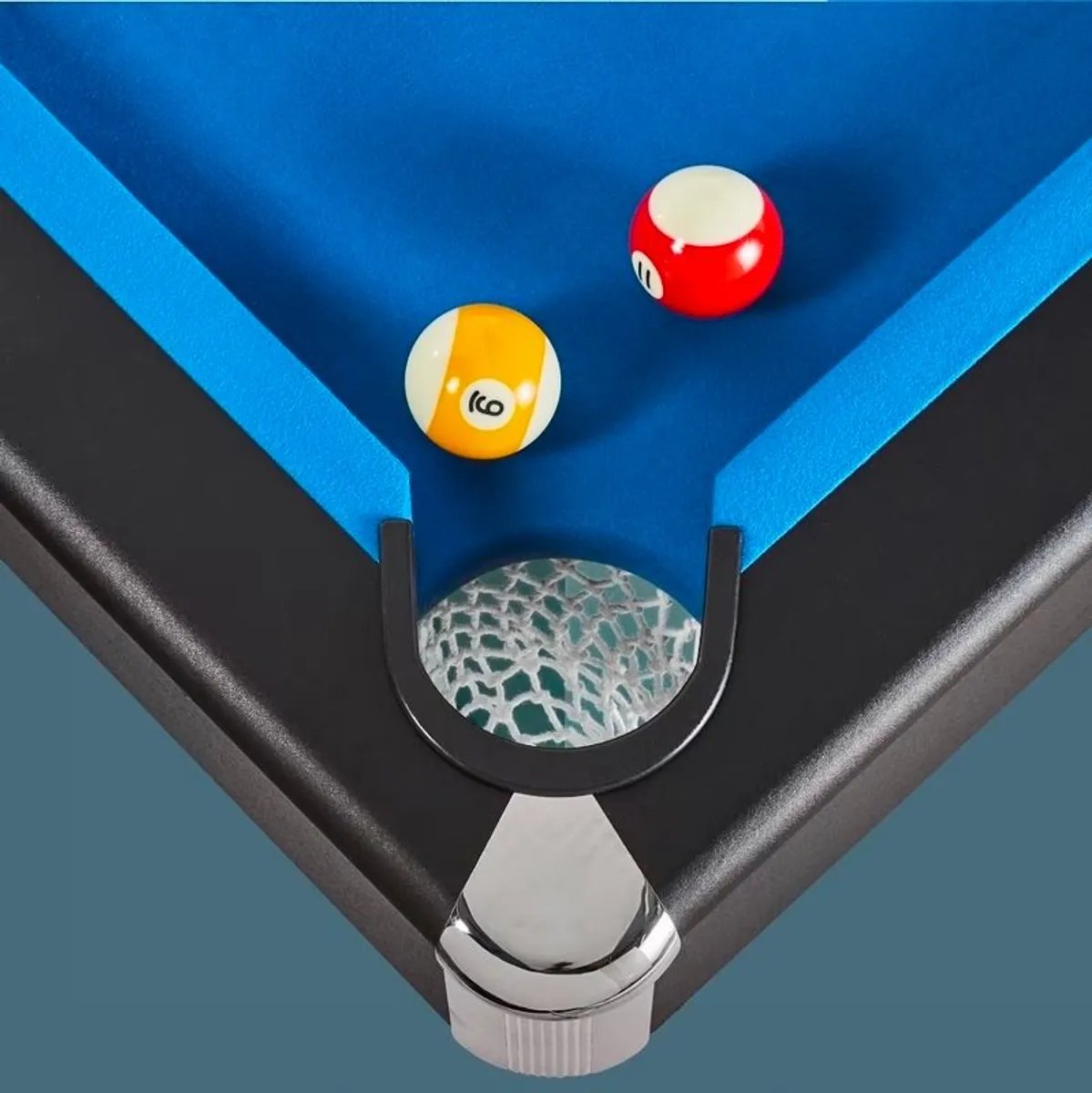 7 ft pool table - Image 4