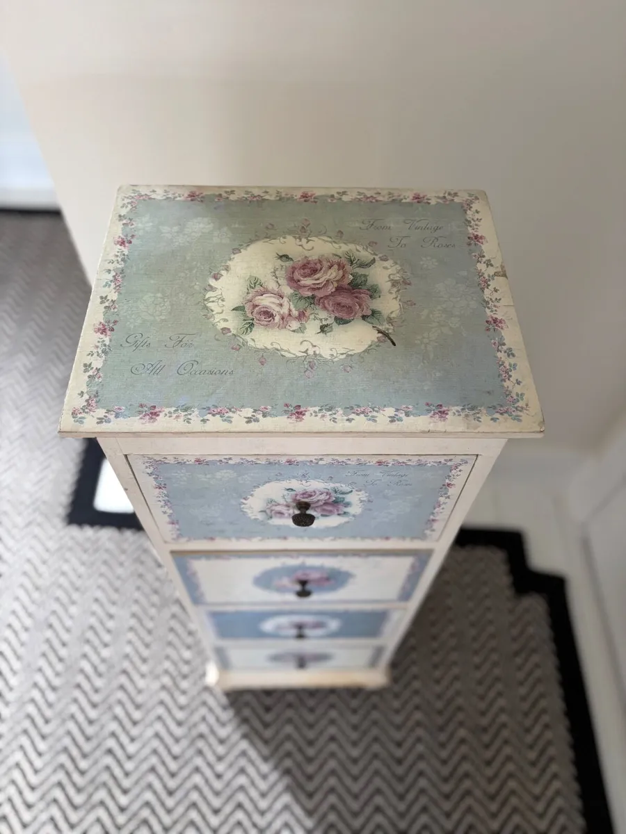 locker /tallboy - Image 1