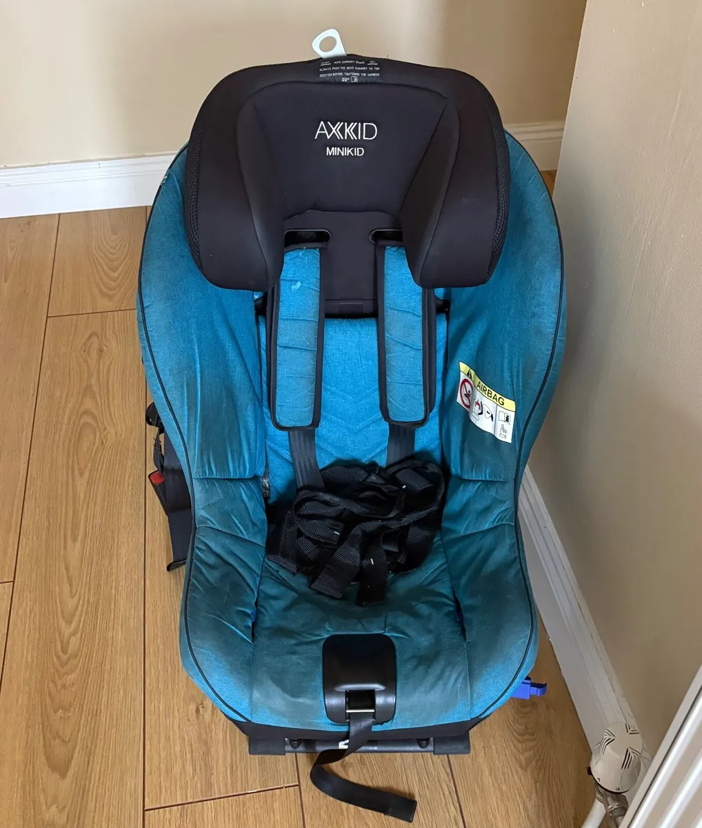 Axkid minikid Car Seat - Image 1