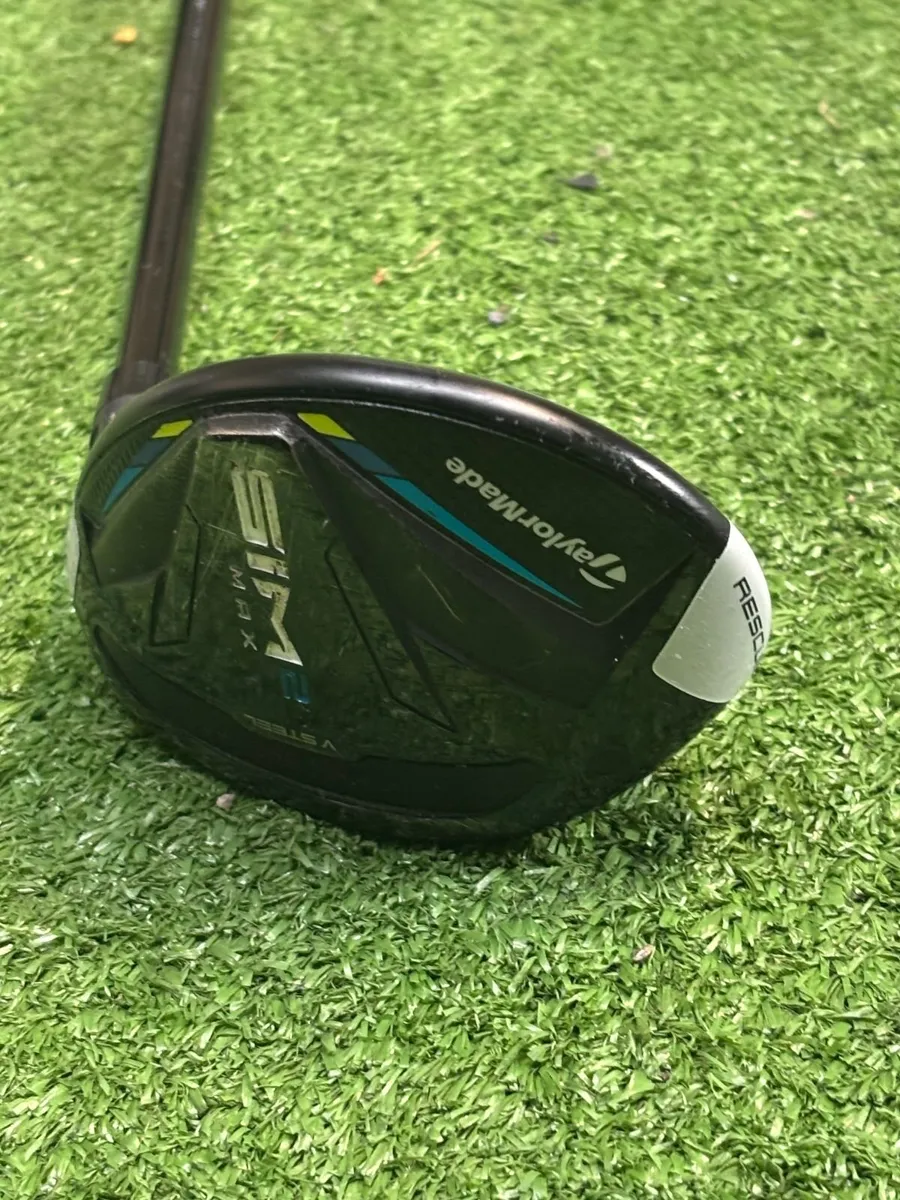 TaylorMade SIM2 Max RH 4 Hybrid (22°) – €100 - Image 2