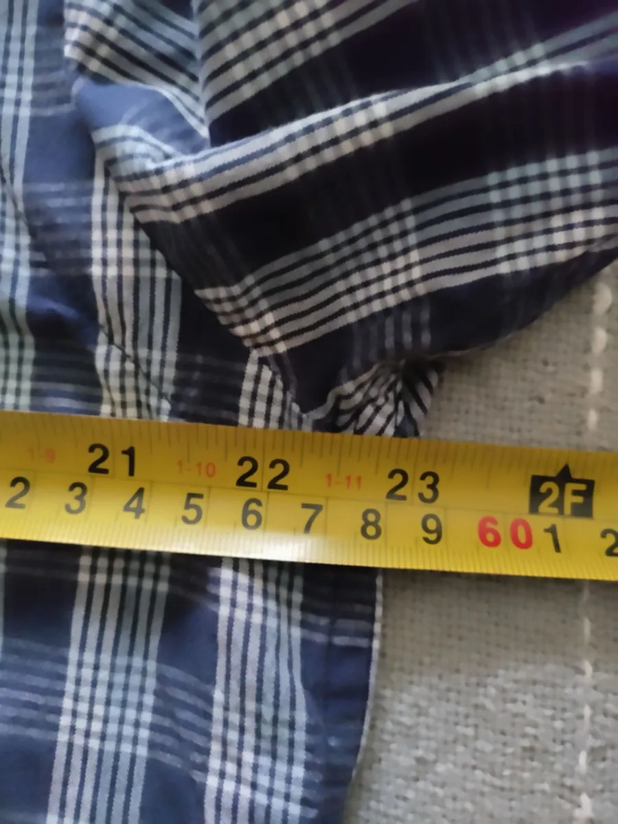 Marc Ecko Unltd S/S shirt M - Image 3