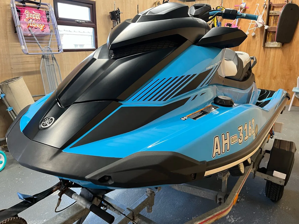 2022 Yamaha Gp1800R Ho Jet ski - Image 3