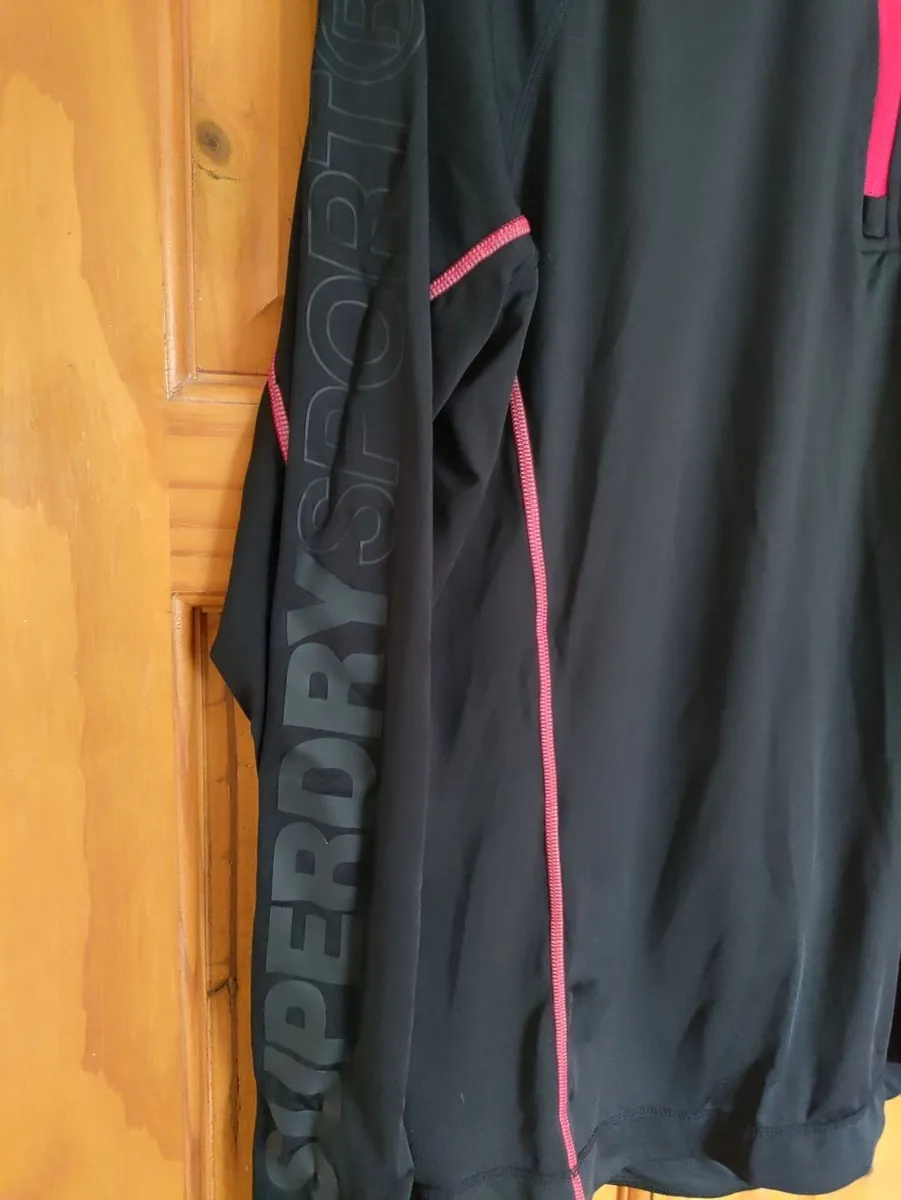 SuperDry Sport Athletic L/S training top XXL - Image 4