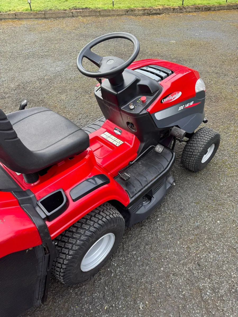 Ride on mower - Image 3