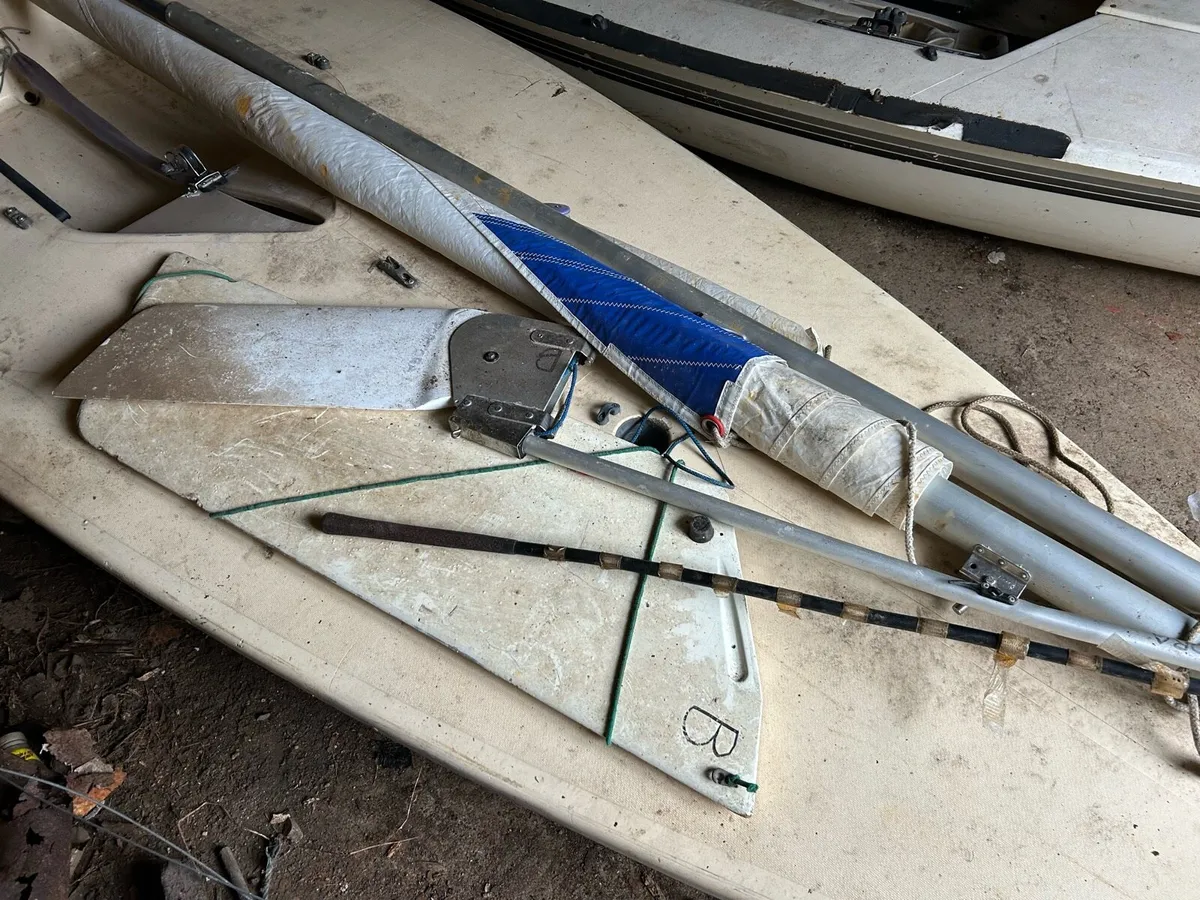 Lazer Sailing Dinghy - Image 4