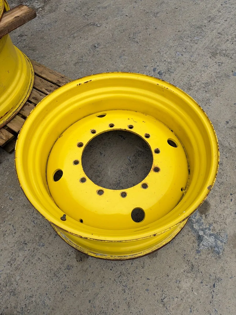 John deere rowcrop rims to suit 7R and 8R - Image 3
