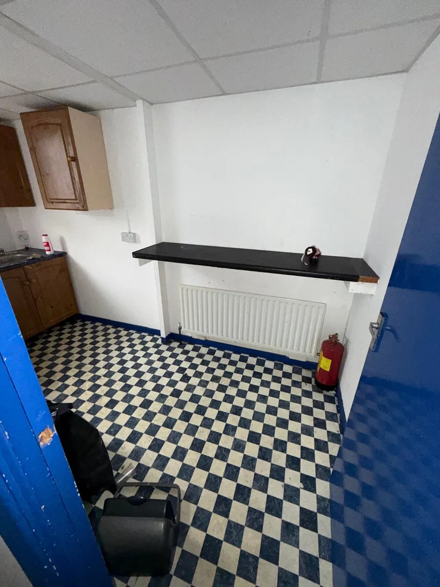 Five modular buildings for free - Image 4