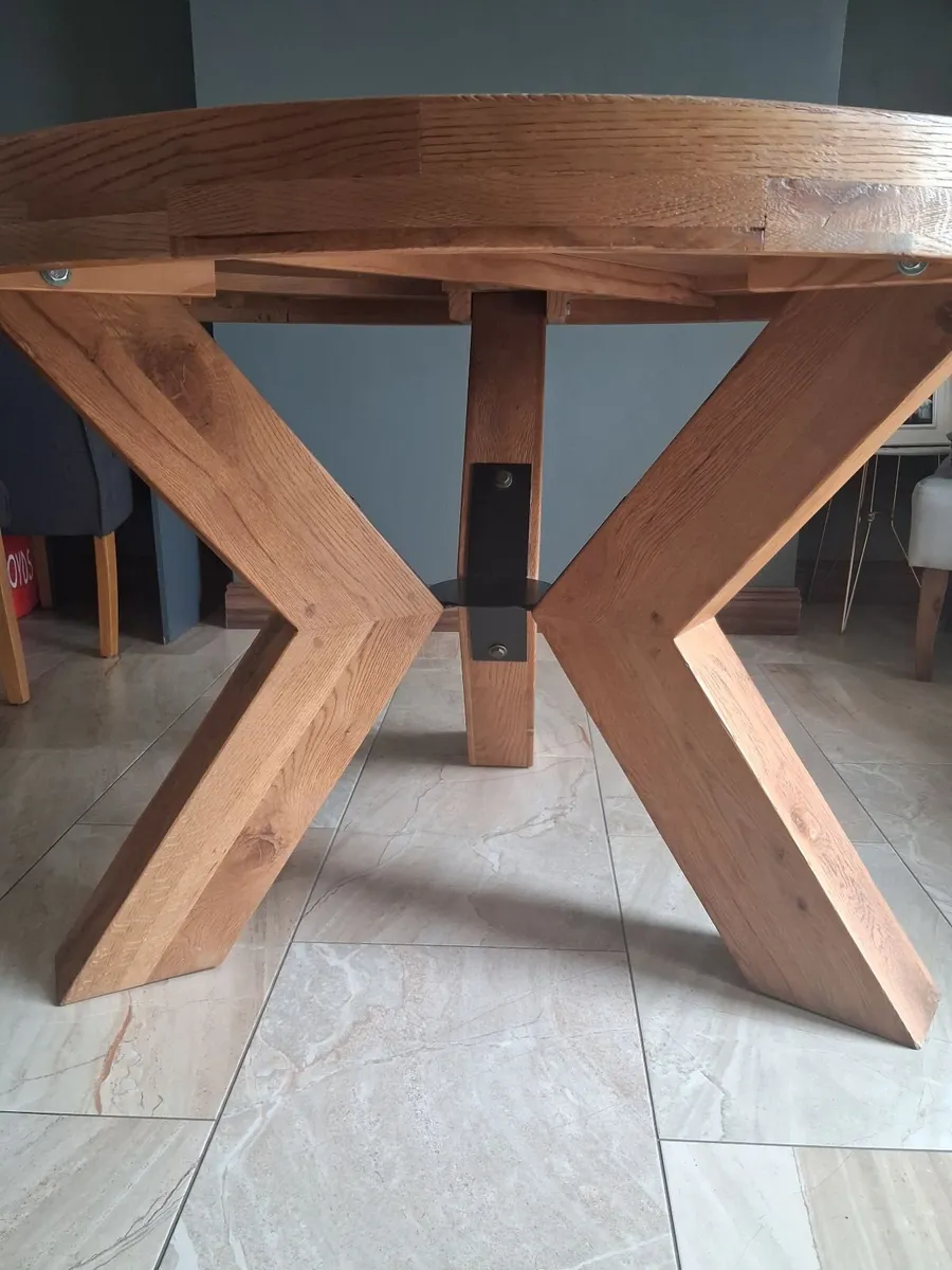 Solid Oak Kitchen table - Image 3