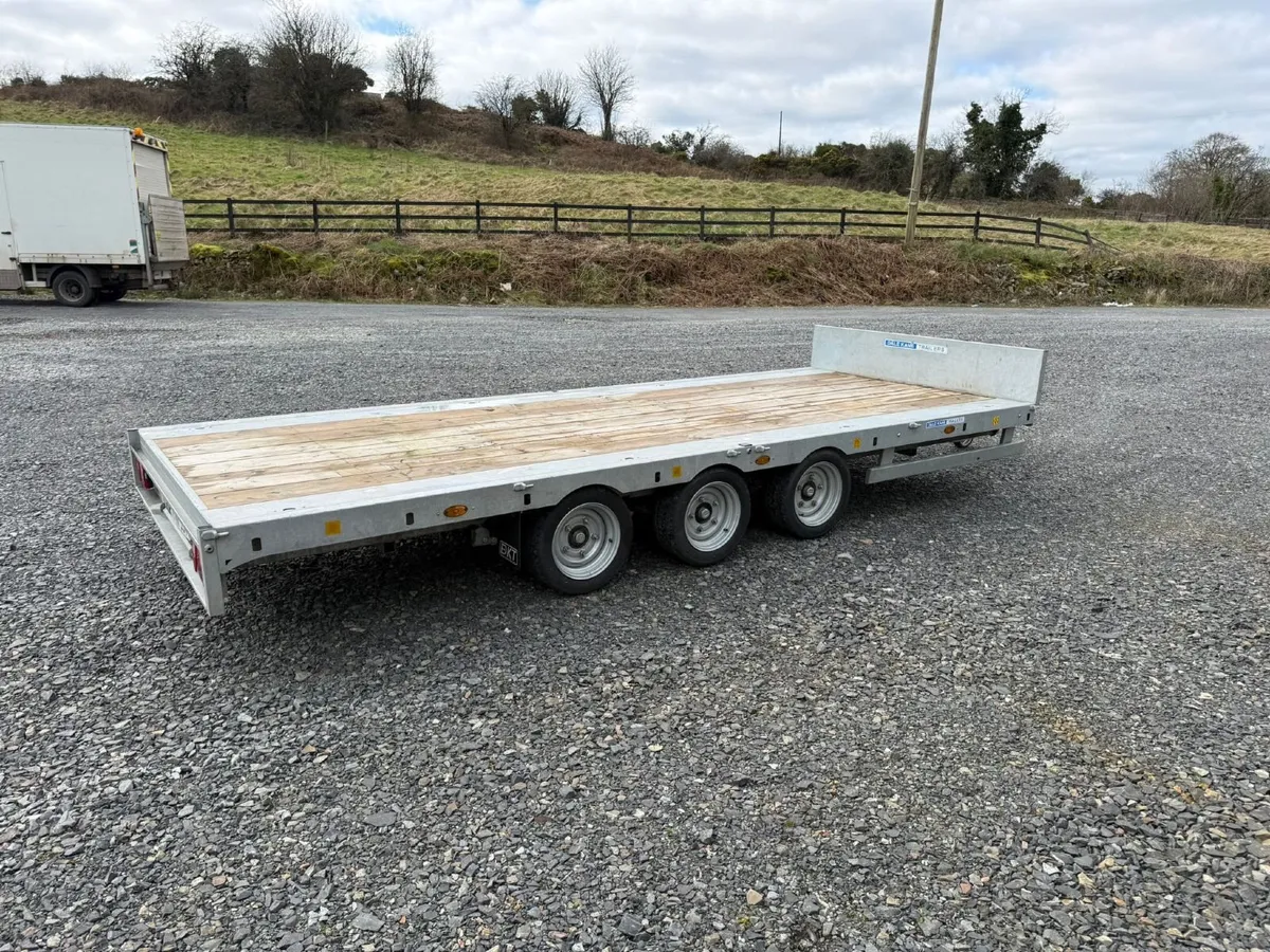 16ft Dale Kane Tri Axle Flatbed Trailer - Image 4
