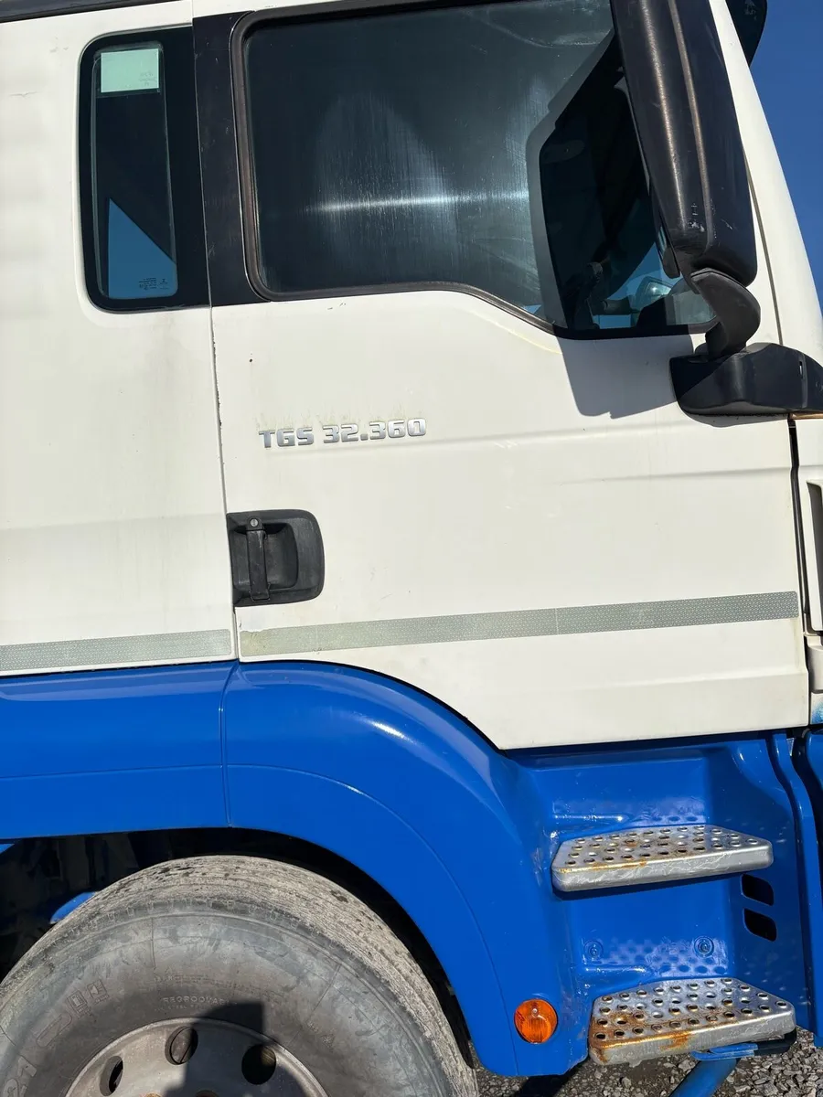 Man cement mixer and other tippers etc - Image 4