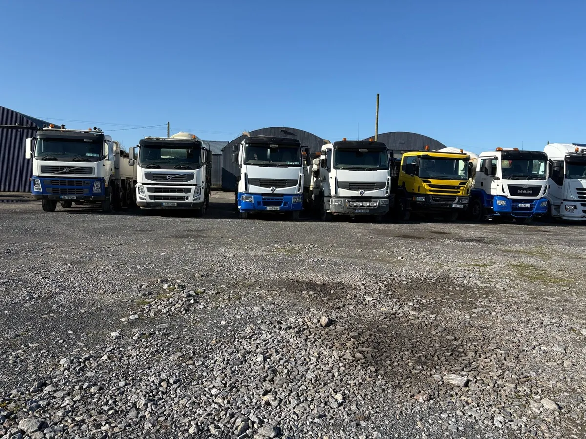 Man cement mixer and other tippers etc - Image 1