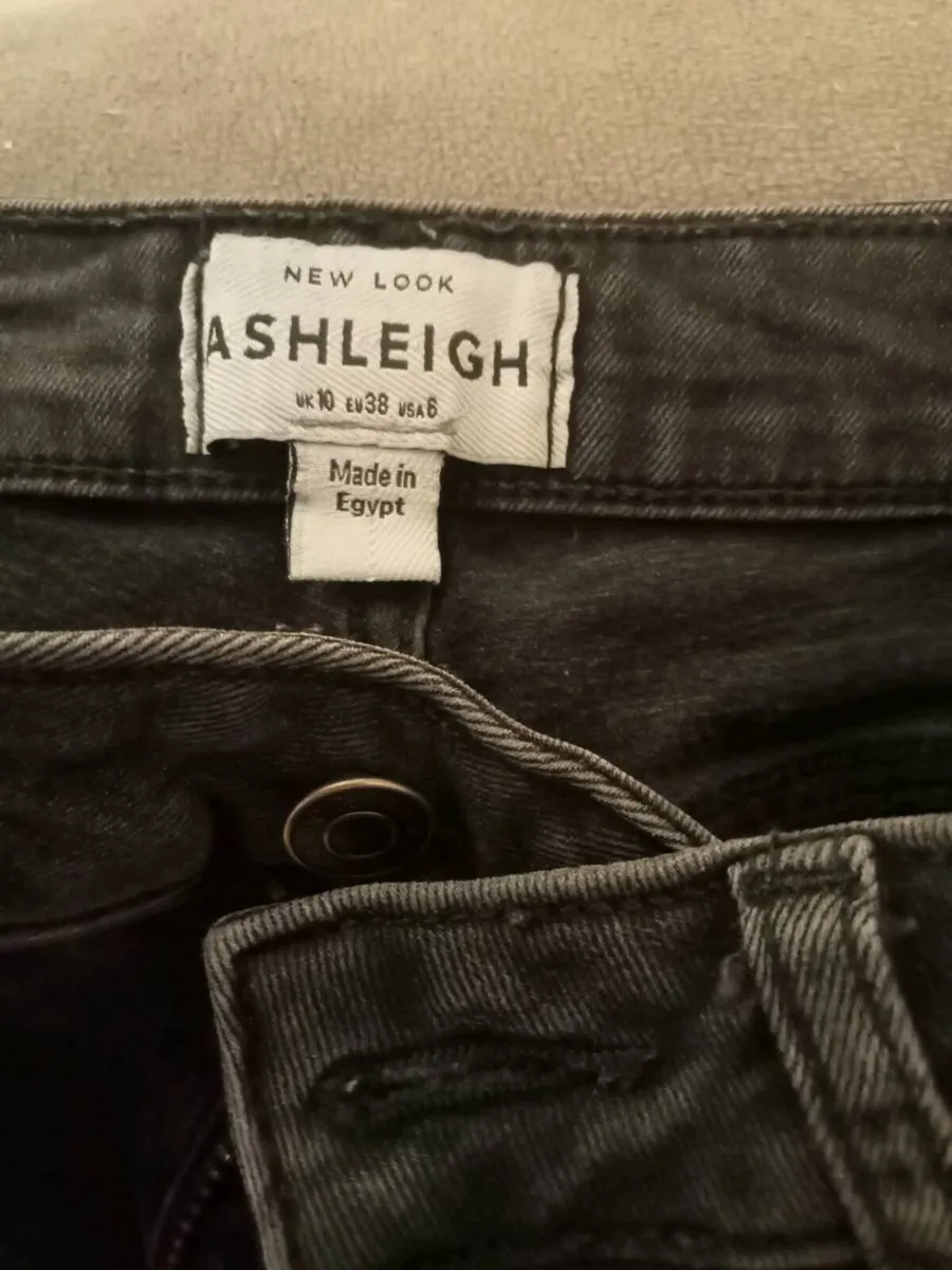 Ladies new look skinny jeans bundle size 10 - Image 1