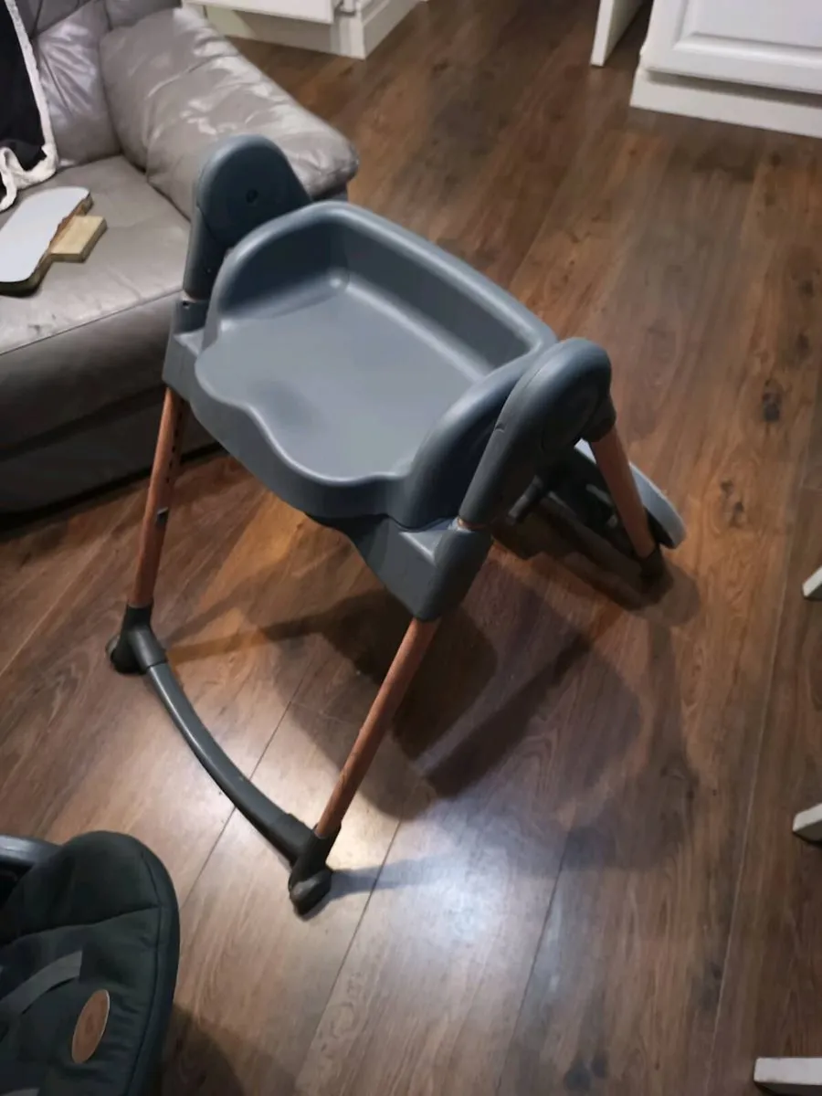 High chair - Image 2