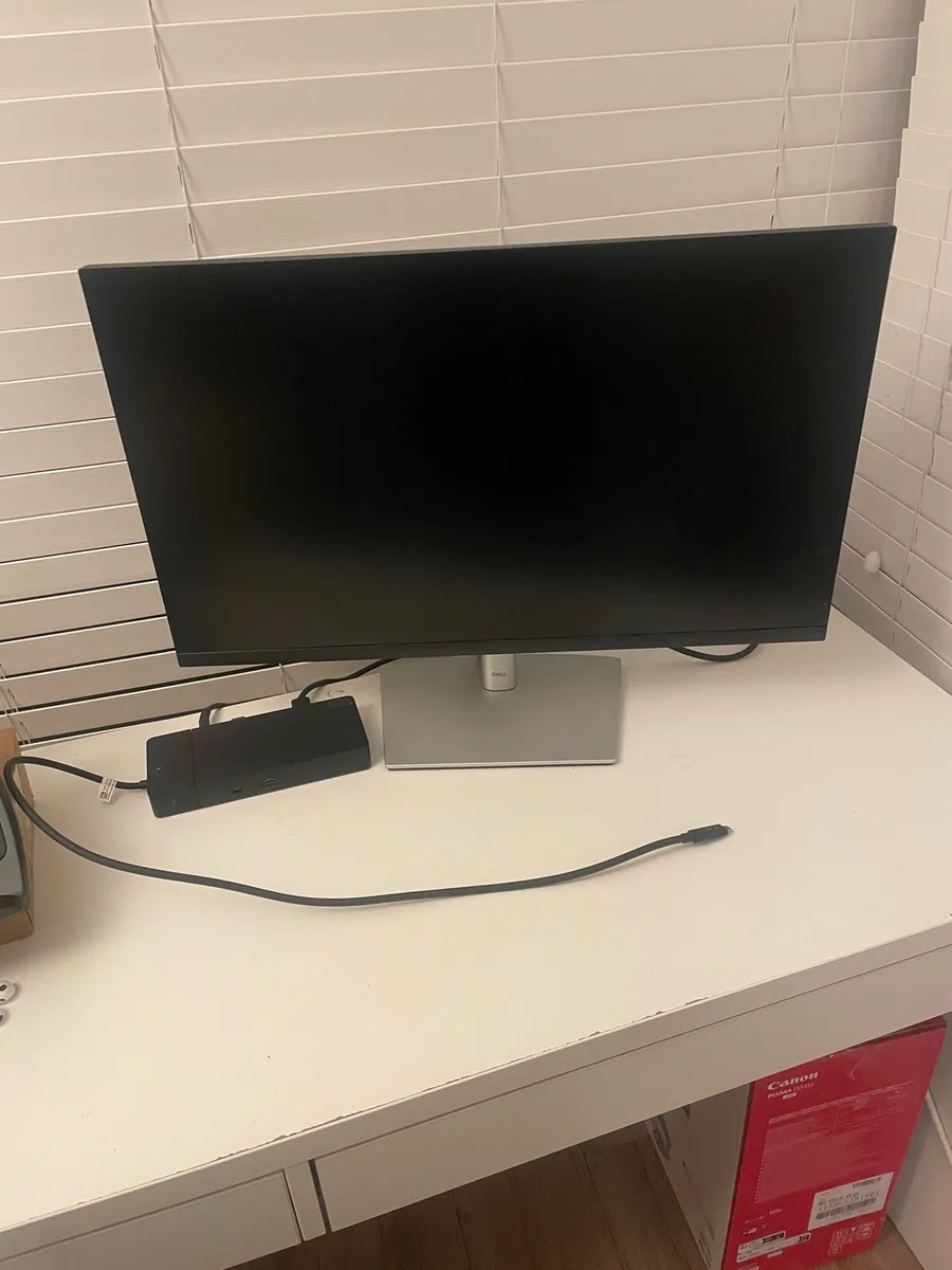 Dell 27” Monitor + Thunderbolt Dock - Image 1