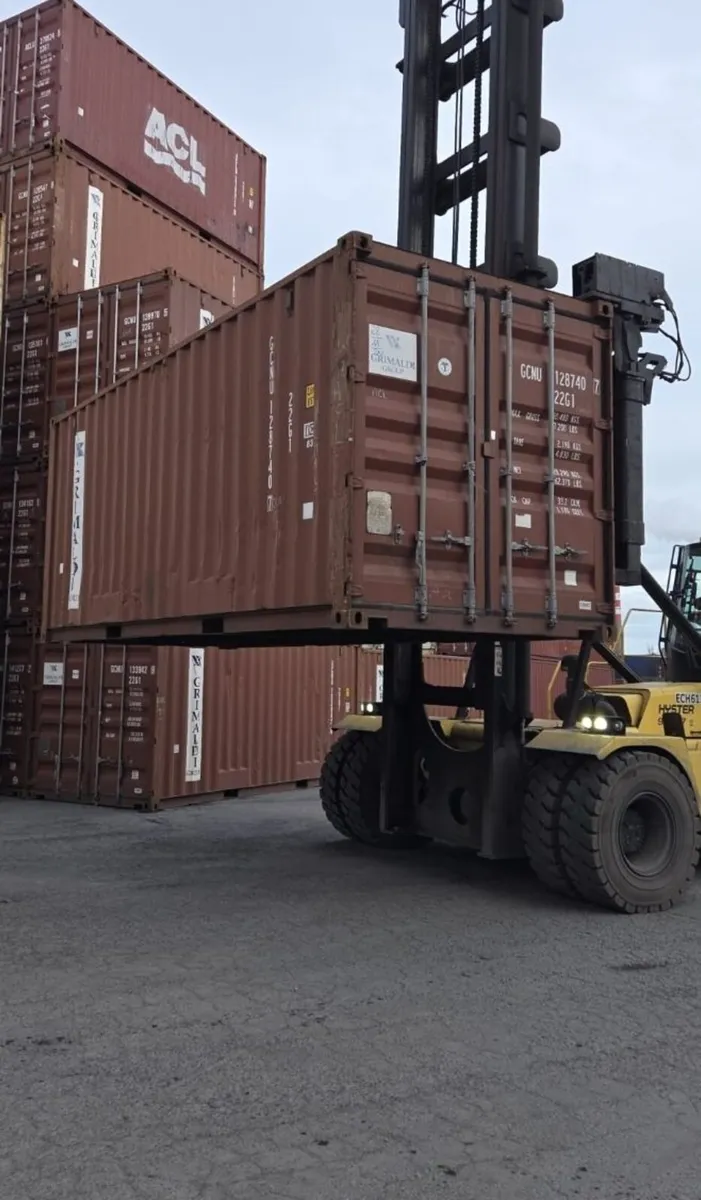 20ft Containers - Image 1
